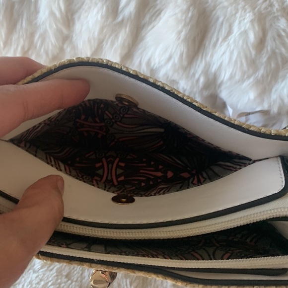 Sondra Roberts Squared straw and white leather handbag EUC - Picture 6 of 9